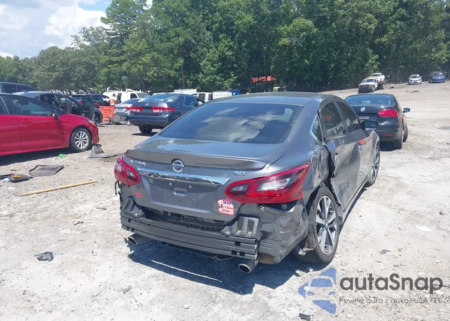 1N4AL3AP8HC282476: 42827808