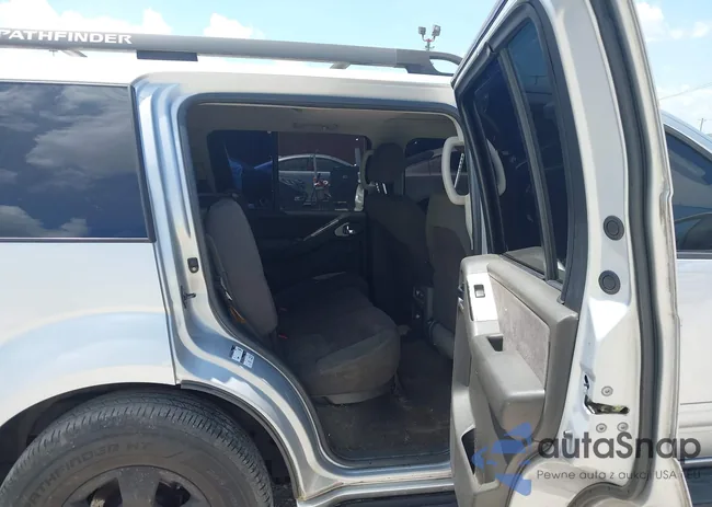 5N1AR18U86C641438: 42828974