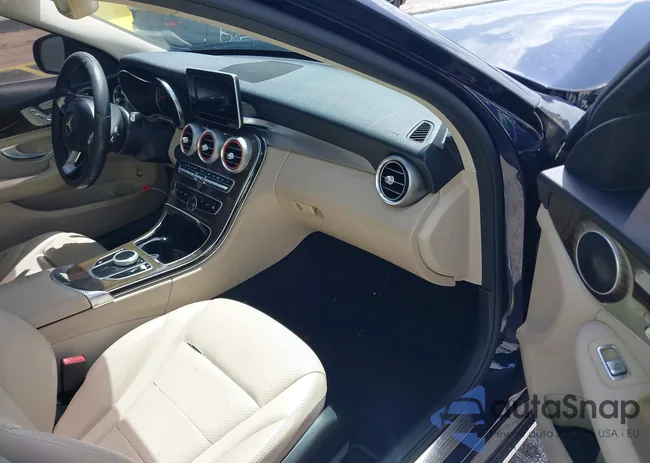 WDDWF4JB8JR350902: 42828990