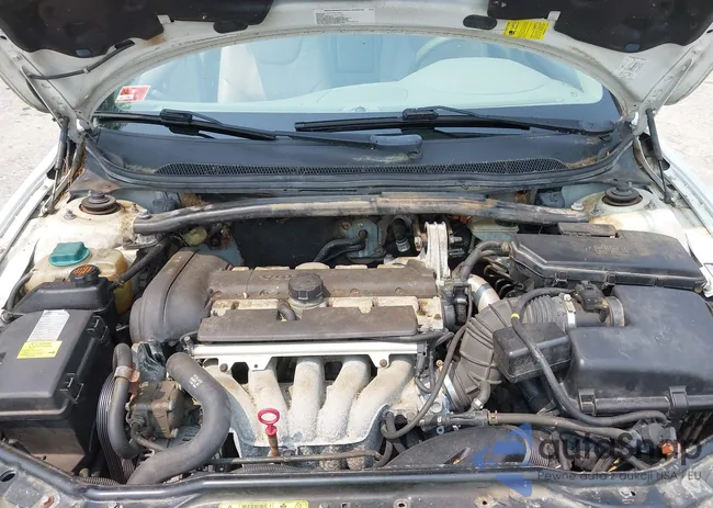 YV1SW64A242432672: 42828507