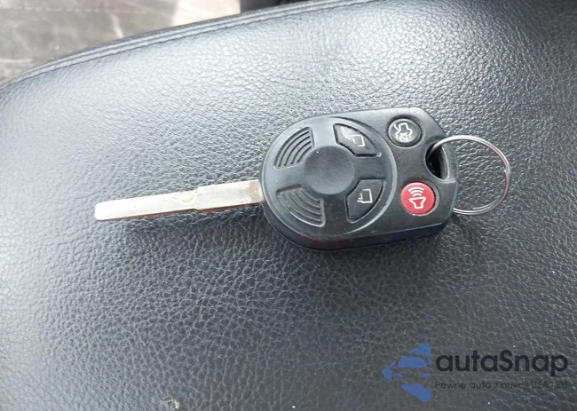 1FADP3F27JL295160: 42828542