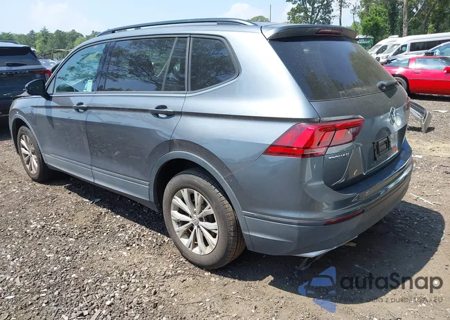 3VV1B7AX2JM049011: 42828588