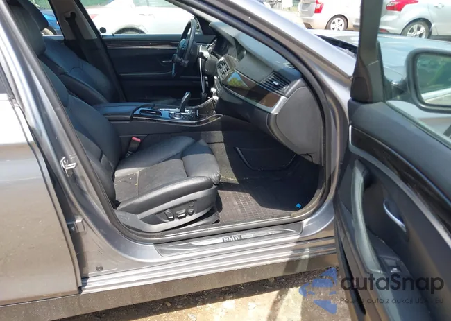 WBAXH5C55CDW11678: 42828726