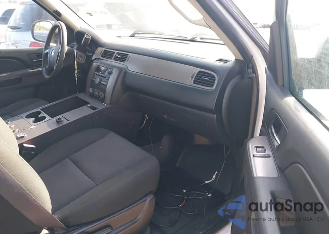 1GNLC2E02ER210120: 42828843