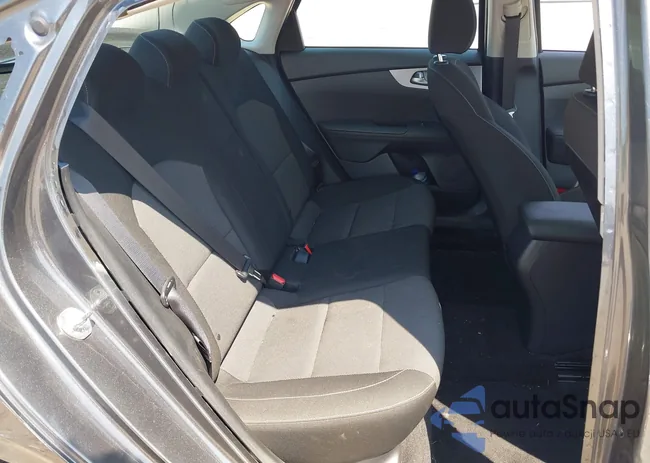 3KPF24AD7NE431771: 42830002