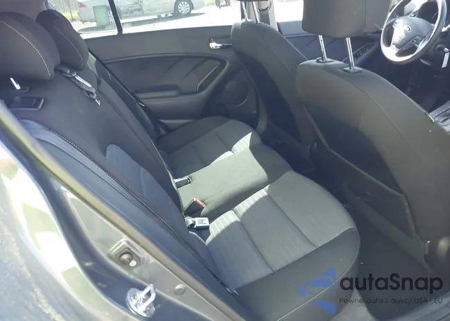 KNAFK5A81G5547066: 42830092