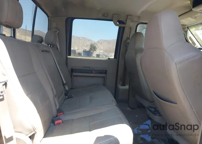 1FTSW21578EB04318: 42830100