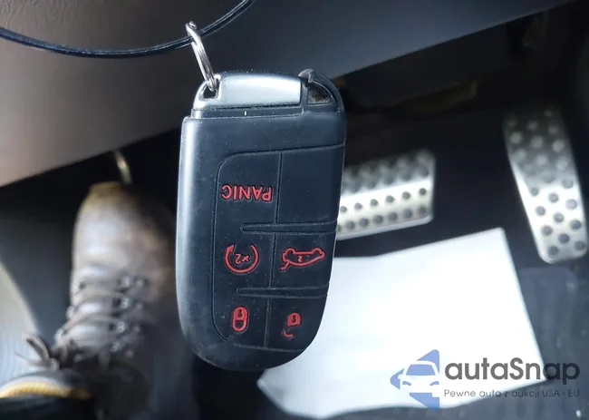 2C3CDZC94HH514302: 42830383