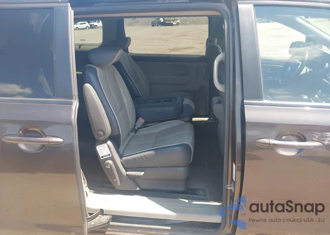 KNDMB5C10H6268066: 42829524