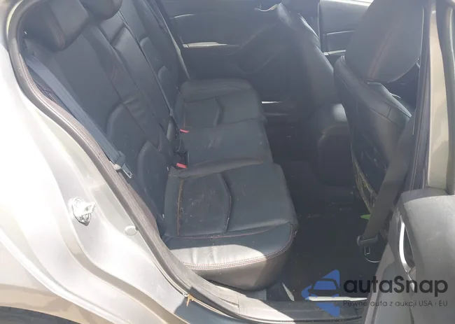 JM1BM1V35E1122893: 42829525