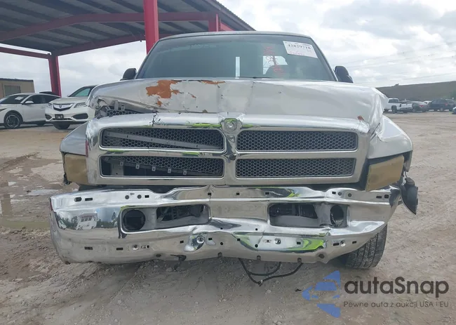 3B7KC23W9XG138735: 42829718