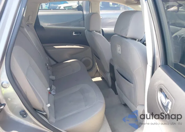 JN8AS5MT2DW522975: 42831204