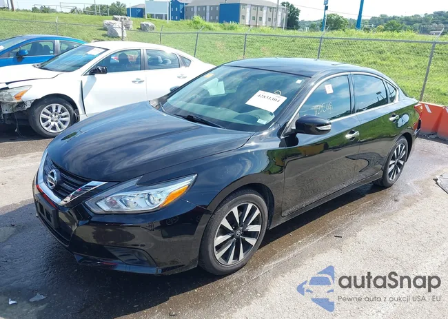 1N4AL3AP5JC230678: 42831304