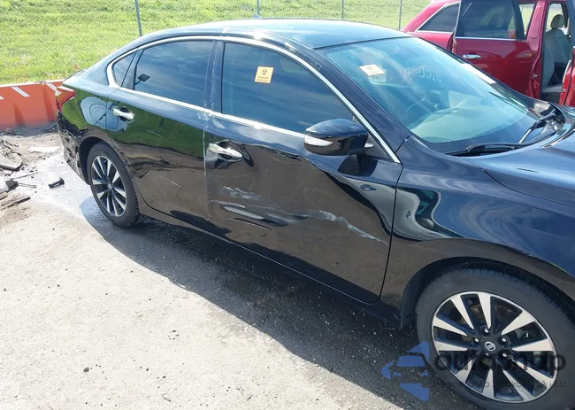 1N4AL3AP5JC230678: 42831304