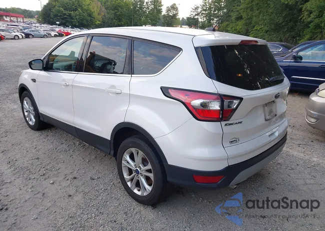 1FMCU0GD5HUC73915: 42831380