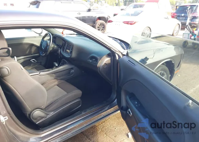 2C3CDZAG7LH202047: 42832133