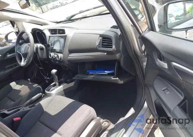 3HGGK5H85JM701990: 42832187