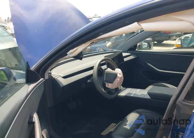 5YJ3E1EA8RF846624: 42832257