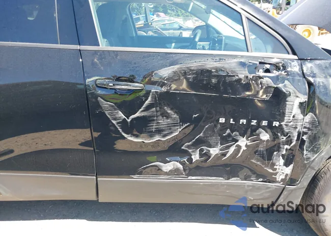 3GNKBHR4XSS147064: 42832284