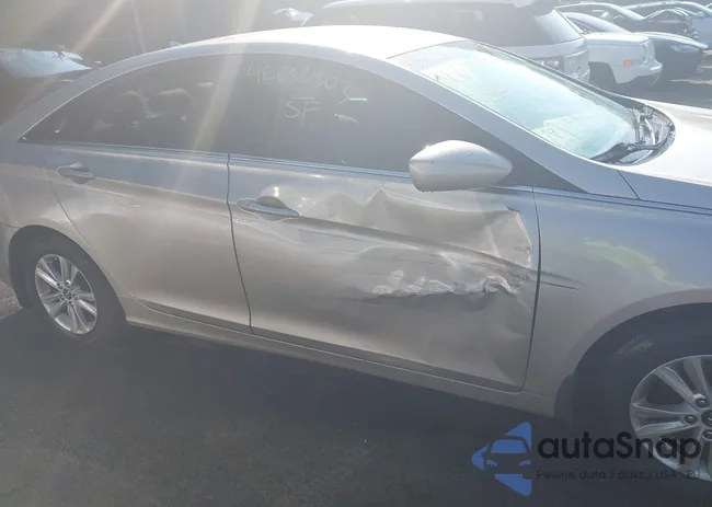 5NPEB4AC3BH112216: 42832303