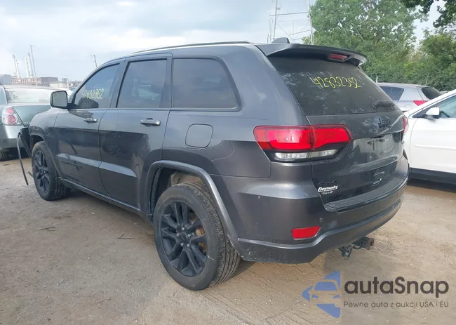 1C4RJFAG4JC102517: 42832352