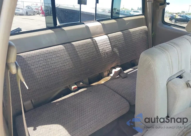 JT4UN24D1T0033461: 42831607