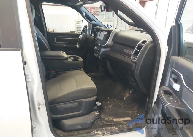 3C6UR5DL7RG303026: 42831617