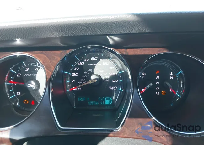 1FAHP2EW9BG131046: 42831648