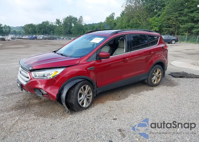 1FMCU9HD1JUA40347: 42831675