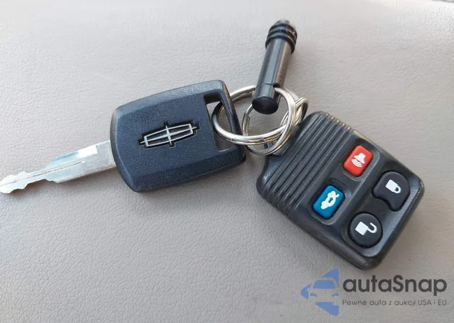 1LNHM83W64Y672430: 42831864