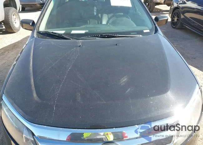 3FAHP0HA0BR320715: 42832925