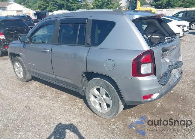 1C4NJCEA5GD652010: 42832975