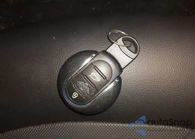 WMWXU1C58K2F81951: 42832997