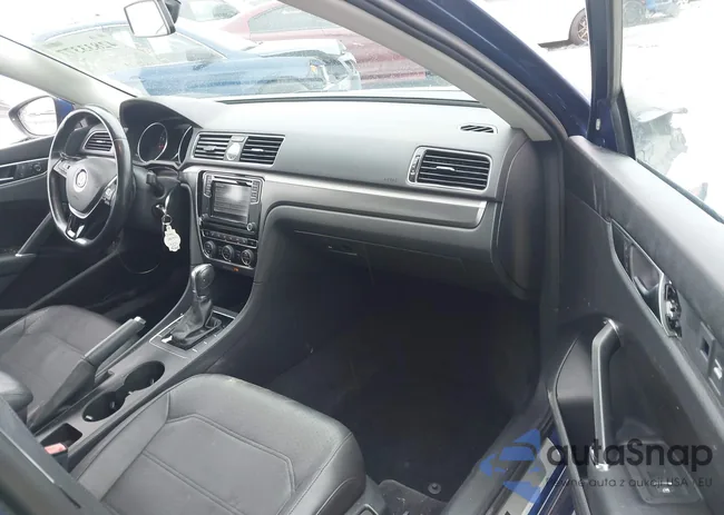 1VWDT7A38HC038206: 42833377