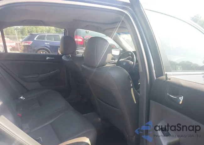 1HGCM66517A088487: 42832579