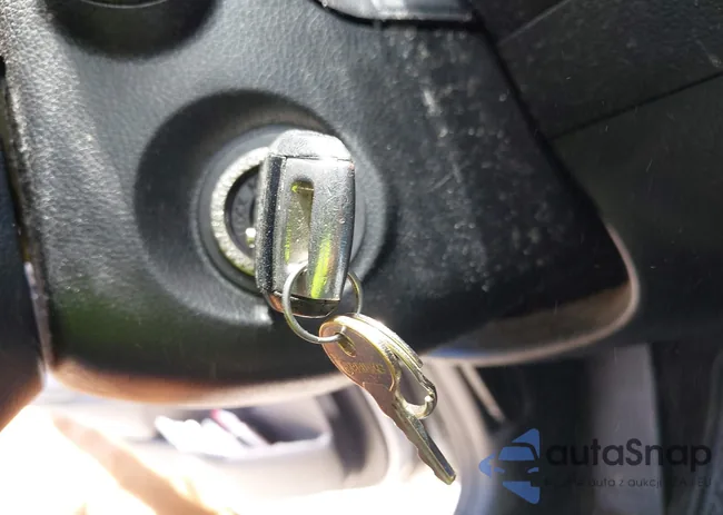 3KPFL4A75JE254008: 42832675