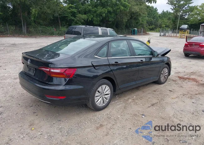 3VWCB7BU1KM126719: 42833933