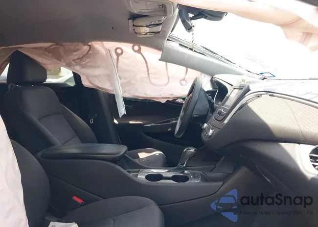 1G1ZB5ST8JF146207: 42833995