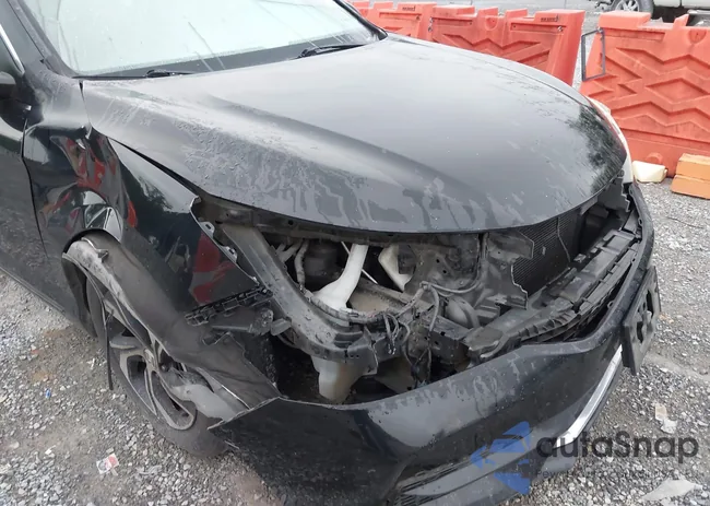 1HGCR2F32GA199882: 42834158