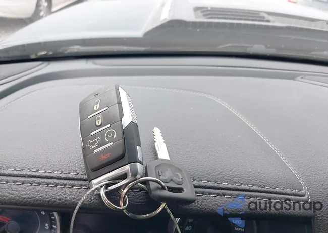 1C6SRFJT3NN289645: 42833604