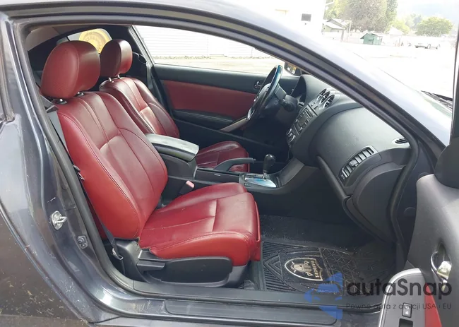 1N4AL2EP7CC261910: 42835068