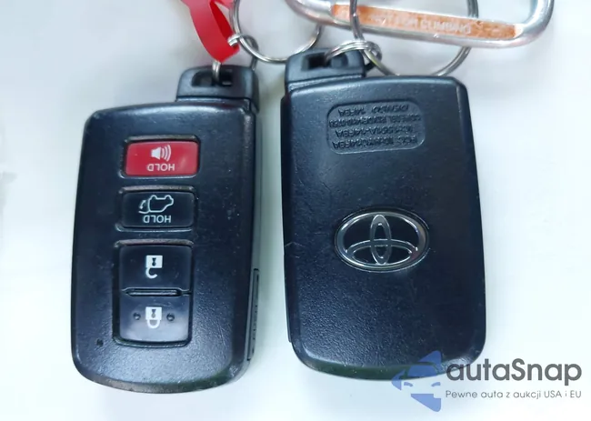 5TDJZRFH9JS555040: 42835102