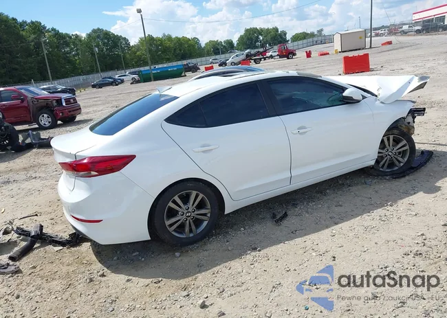 5NPD84LF2HH195857: 42835119