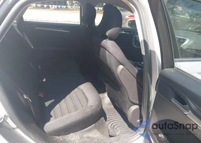 3FA6P0HD5FR220262: 42834580