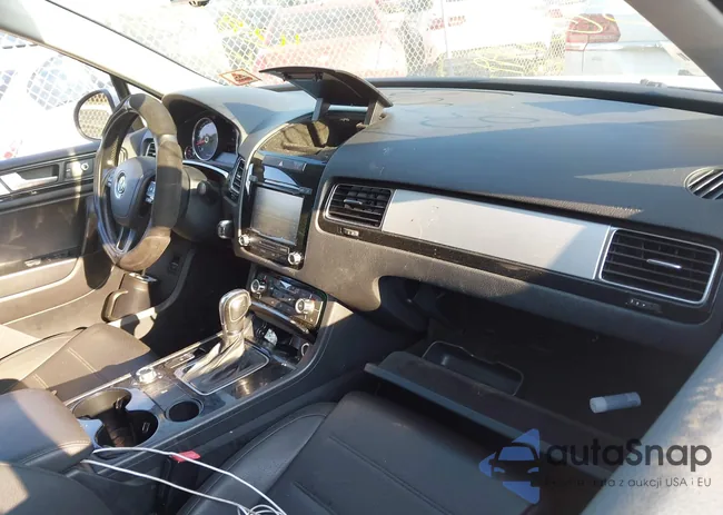 WVGEF9BPXED005687: 42835979