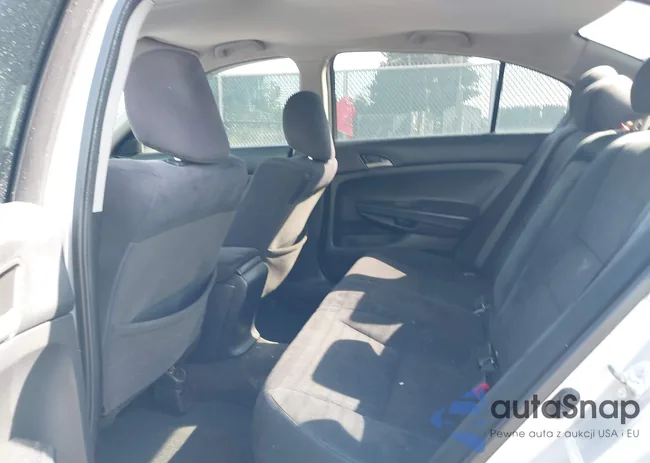 1HGCP2F34BA115933: 42836128