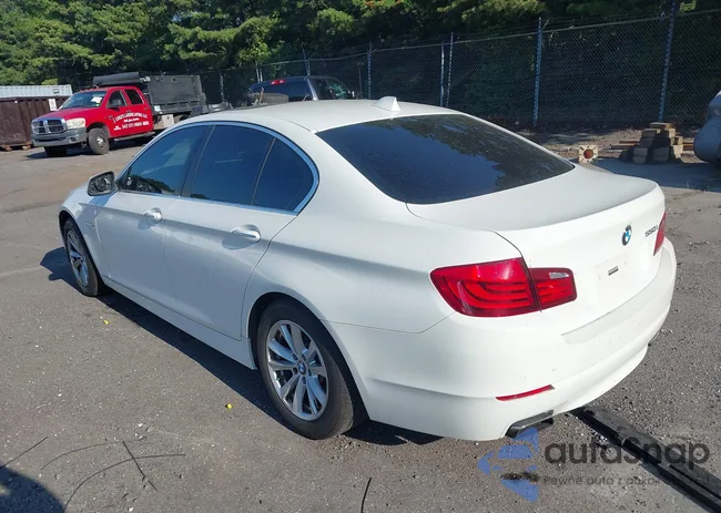 WBAFR9C51BC758567: 42836224