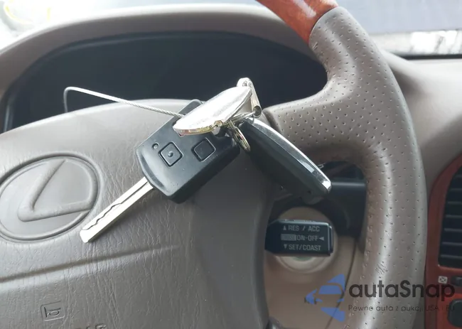 JT6HT00W3Y0124720: 42836274