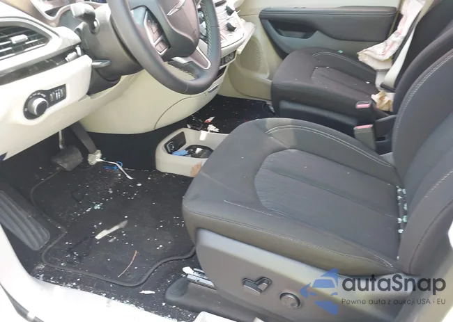 2C4RC1CG8RR146825: 42836383