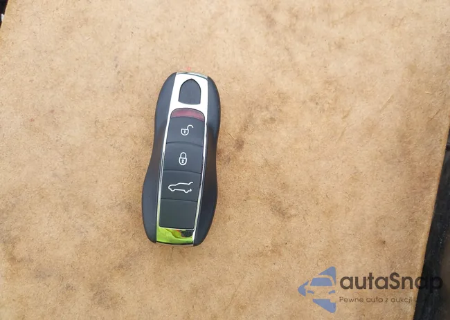 WP0AA2A70BL010697: 42835476